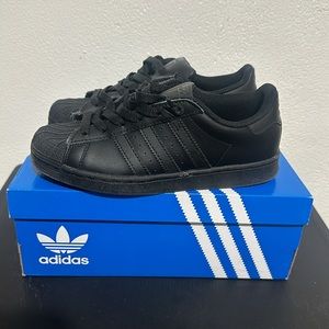 Adidas Superstar
